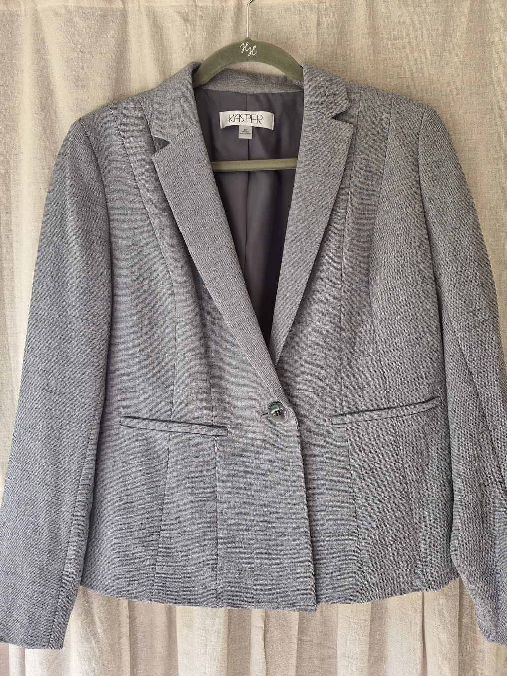 Kasper Gray Patterned Blazer Size 8P Like New